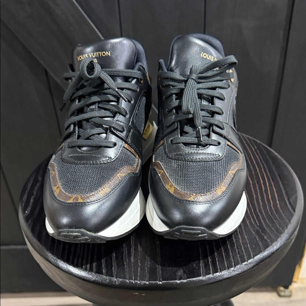 Louis Vuitton Black Leather & Monogram Trim Women’s Sneakers